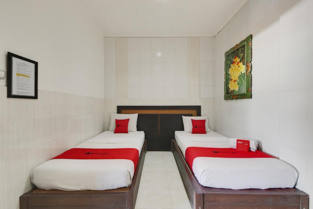 Reddoorz Near Stadion Kompyang Sujana Bali Denpasar  Exterior photo